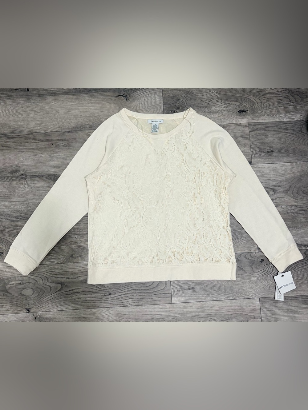 Liz Claiborne Paisley Lace Long Sleeve in Cream Size Medium NWT
